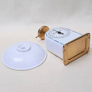 Редкость! Старинные Кухонные Весы в Фарфоровом корпусе KRUPS IDEAL, Германия -1915 год.