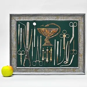 Коллекционное Настенное Панно - Картина «Медицина», СССР -40гг. ХХ века.