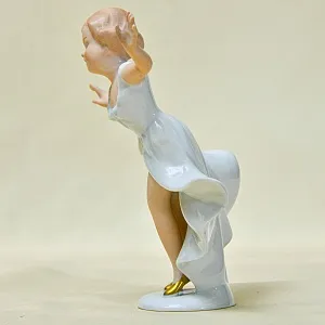 Коллекционная Фарфоровая статуэтка «Маленькая Танцовщица» ВАЛЕНДОРФ - WALLENDORF Германия.