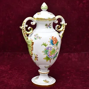 Большой Фарфоровый Вазон - Ваза с крышкой из коллекции «Victoria», HEREND Венгрия.
