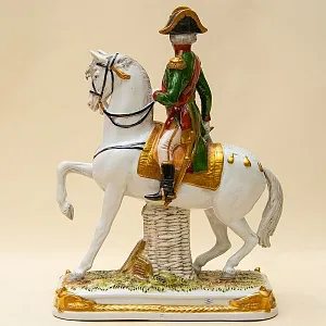 Большая Статуэтка «Генерал БЕССЬЕР на коне» Фарфор Scheibe - Alsbach Германия -1952-1972 г.