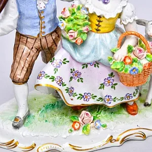 Коллекционная Фарфоровая статуэтка «Маленькие Садовники», SITZENDORF Германия, середина ХХ века.