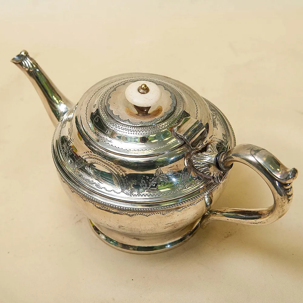 Антикварный Заварочный Чайник. Метал Silverplate, SHEFFIELD Англия начало ХХ века.
