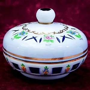 Стеклянная Шкатулка «Цветочная Нежность»  LAUSITZER GLASWERKE Германия - 50-70е гг.