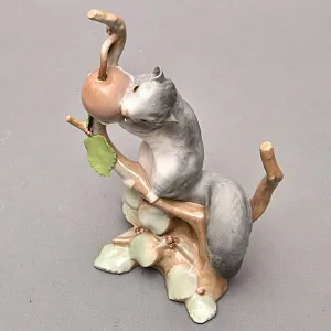 Коллекционная Фарфоровая статуэтка «Белка. Соня», Lladro / Лядро Испания.