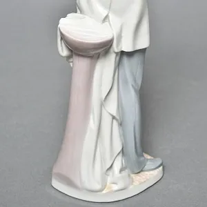  Коллекционная Фарфоровая статуэтка «Врач - Стоматолог», Lladro Испания, 1977 год.