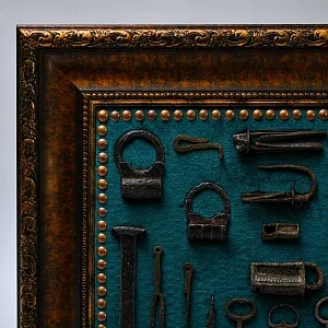 Настенное Коллекционное Панно - Картина «Старинные Замки и Засовы», Россия конец XIX - начало ХХ века.