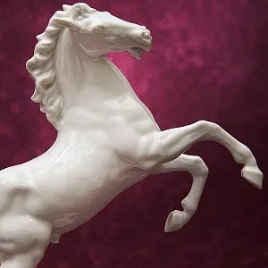 Редкость!!! Фарфоровая статуэтка «ЛОШАДЬ НА ДЫБАХ», Hutschenreuther, Германия - 1966 год.