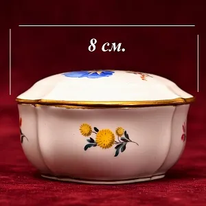 Коллекционная Шкатулка - Бонбоньерка «КОЛОКОЛЬЧИК», Фарфор MEISSEN Германия, середина ХХ века.