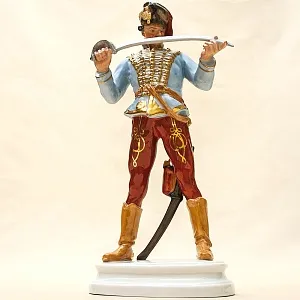 Большая Коллекционная Фарфоровая Cтатуэтка «ГУСАР» HEREND Венгрия 1949-1960 годы.