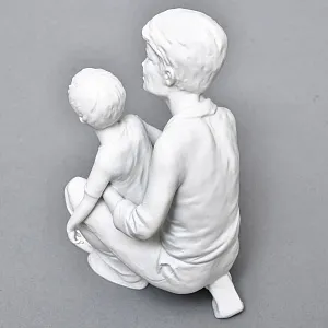 Редкая!!! Коллекционная Фарфоровая Статуэтка «Отец и Сын», Kaiser, Германия -1979 год.