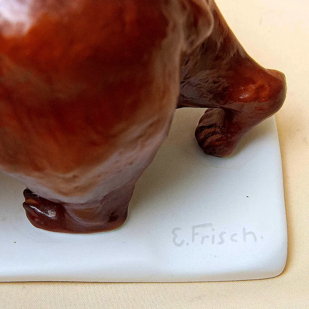 Редкость! Авторская фарфоровая статуэтка «БУРЫЙ МЕДВЕДЬ», Wallendorf Германия - 1963 год..