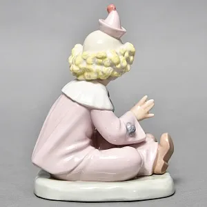 Коллекционная Фарфоровая статуэтка «Клоун - фокусник», NAO by Lladro Испания.