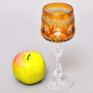 Хрустальный Бокал для вина серия «Monaco» жёлтого цвета, JOSEPHINENHUTTE Германия, 50-е годы ХХ века.