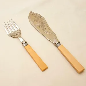 Антикварный Набор для подачи готовых блюд Нож + Вилка, Франция начало ХХ века.