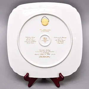 Коллекционная Тарелка - Настенное Блюдо «Времена года. Весна», Фарфор Hutschenreuther Германия - 1978 год. 