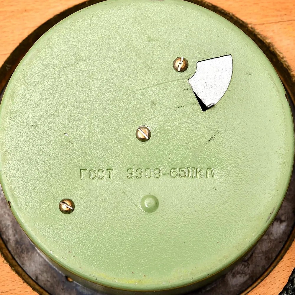 Редкость! Механические Настенные Часы «МАЯК» в деревянном корпусе - СССР - 1965 год.