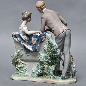 Большая Фарфоровая статуэтка «Давай поженимся или Предложение», Lladro Испания, 1987 - 1994 годы. 