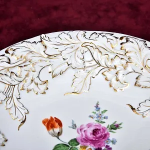 Антикварное Фарфоровое Блюдо - Тарелка «Букет с тюльпаном и розой», MEISSEN Германия.