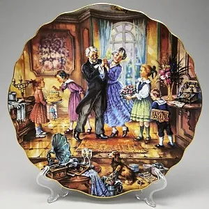 Большая Тарелка «Праздник - Дедушка и Бабушка» Фарфор, Weimar Porzellan Германия -1995 год.