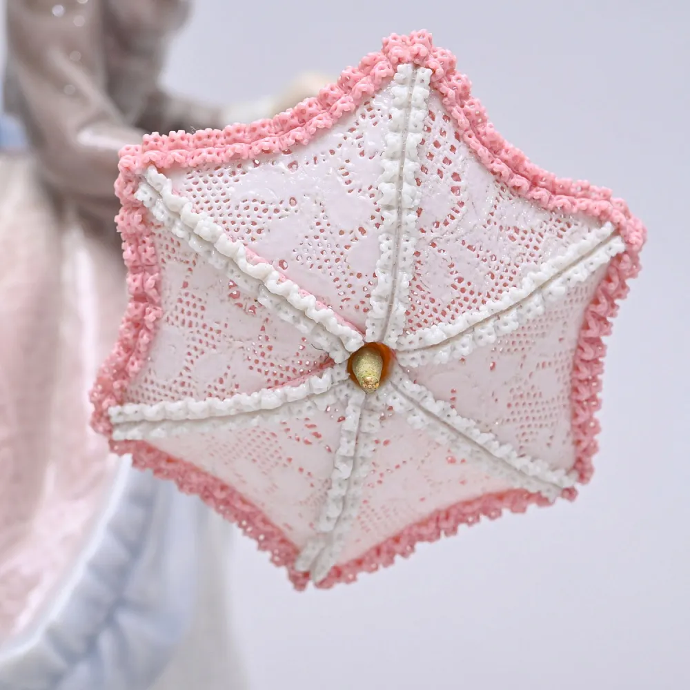 Коллекционная Фарфоровая статуэтка «Девочка с кружевным зонтиком. Джулия», Lladro Испания.