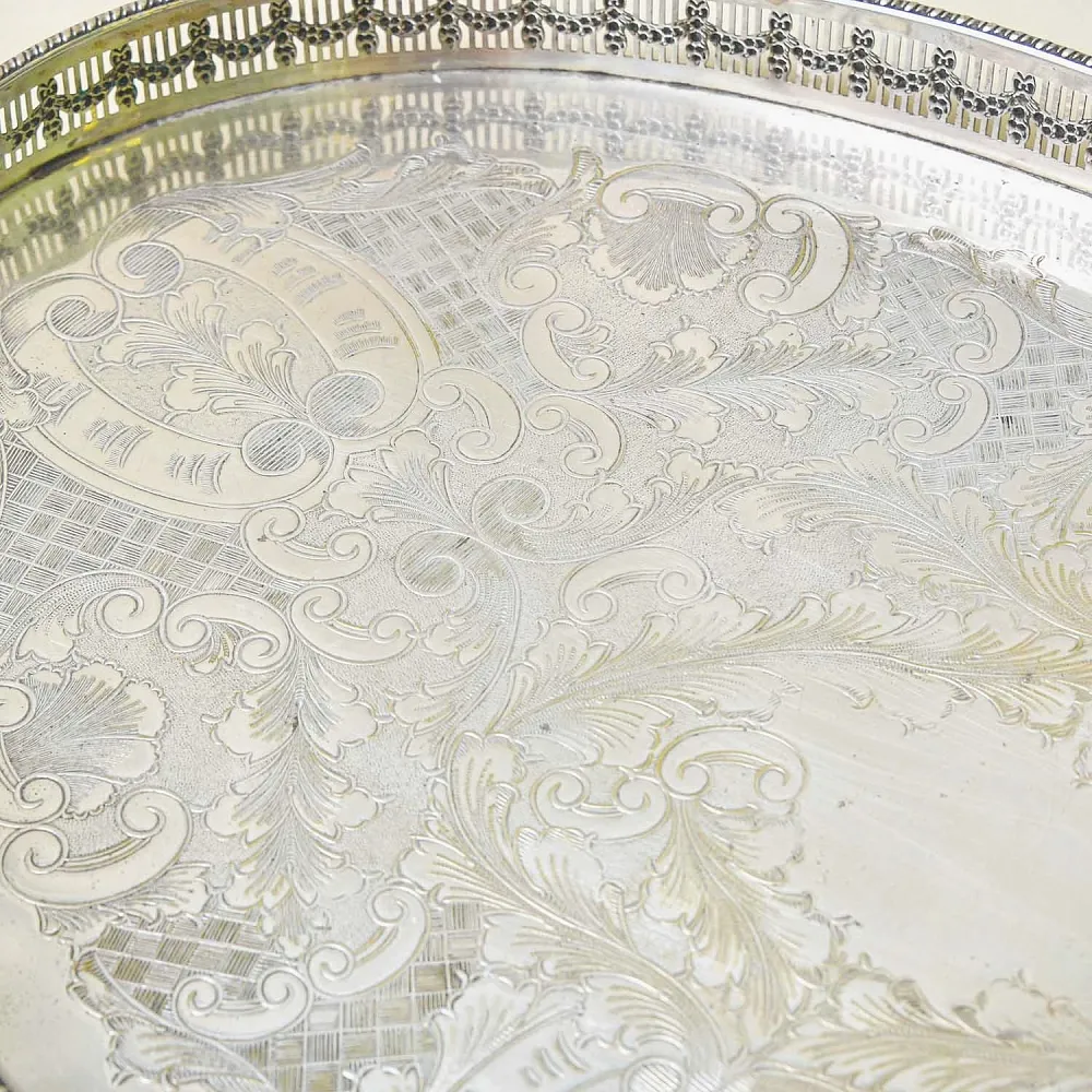Большой Металлический Поднос, Silverplate, SHEFFIELD Англия.