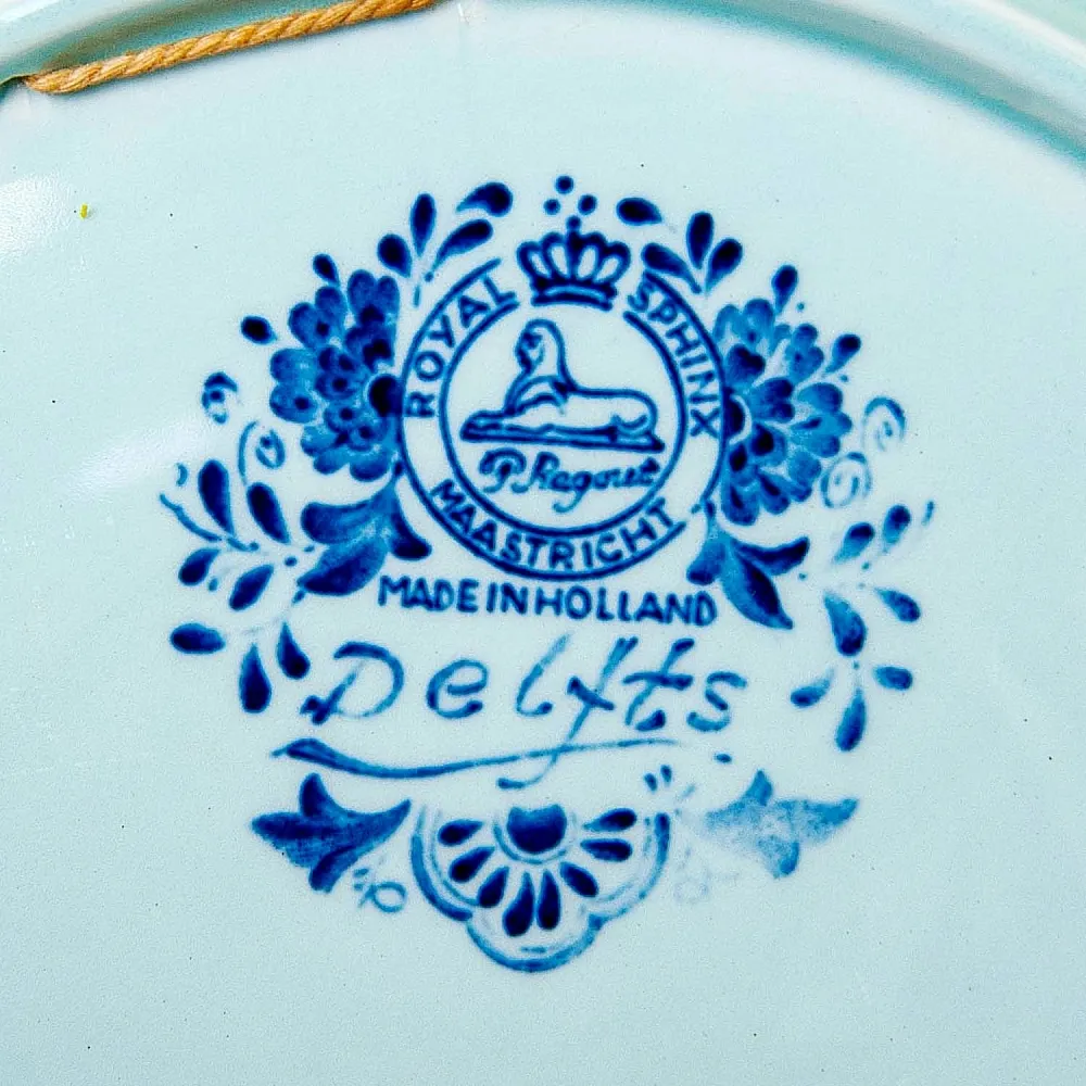 Фарфоровое Блюдо - Тарелка «МЕЛЬНИЦА НА РЕКЕ», ROYAL SPHINX Holland DELFTs, d-30 см.