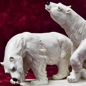 Антикварная Фарфоровая Статуэтка «БЕЛЫЕ МЕДВЕДИ», Karl Ens / Карл Энс, первая половина ХХ века.
