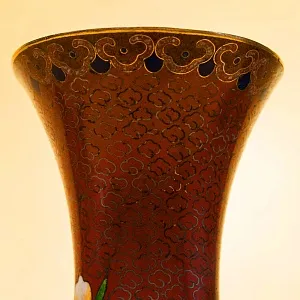 Большие Винтажные Парные Вазы «ПТИЦЫ В САДУ» в технике « Клуазоне» Китай первая половина ХХ века.