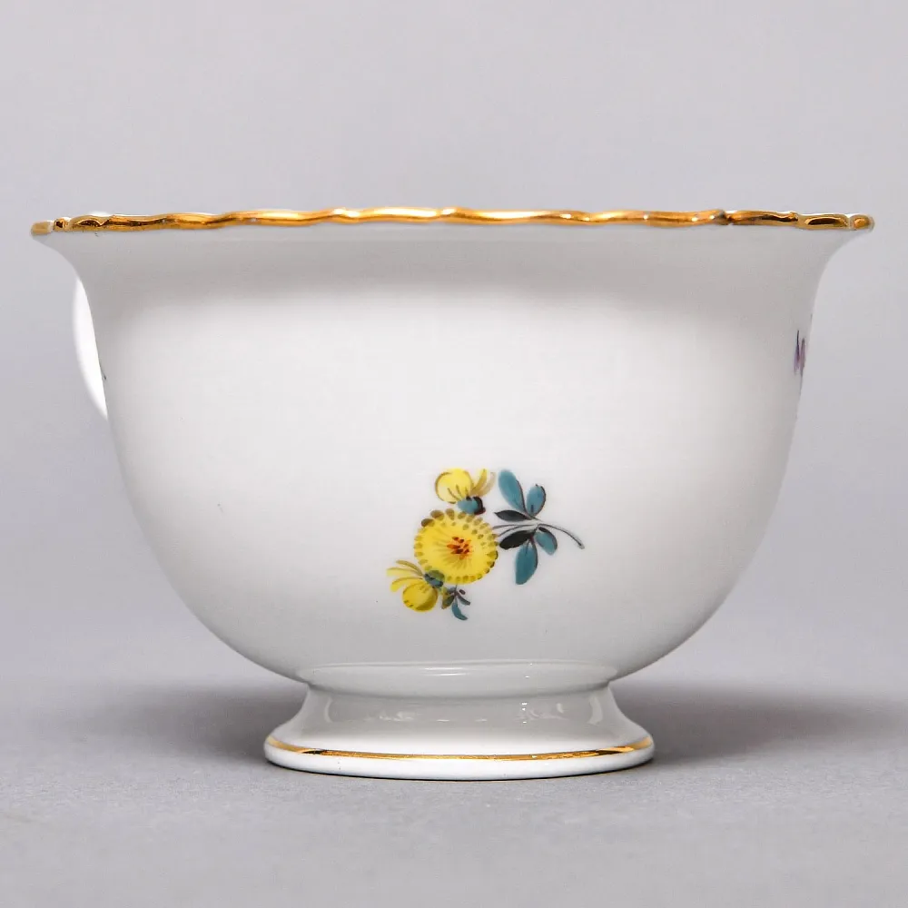 Чайный набор «Мейсенский букет» на 6 персон, Фарфор MEISSEN Германия, 1924 - 1934 годы. 