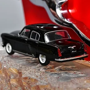 «Волга ГАЗ -21 Олень» - Памятный Подарок - Настольный Сувенир, Металл, Оргстекло - СССР.