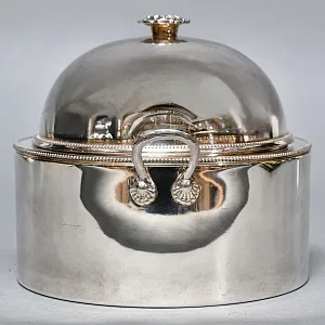 Сервировочная Металлическая Икорница со стеклянной вставкой, Silverplate, Sheffield Англия.