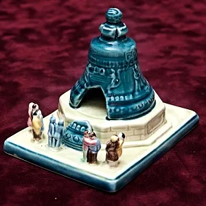 Миниатюрная Фаянсовая Композиции - Статуэтка «Царь-Колокол» СССР ЗиК Конаково -60 гг. 