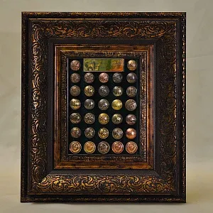 Настенное Коллекционное Панно - Картина «Старинные Латунные пуговицы». Россия конец XIX - начало ХХ века.