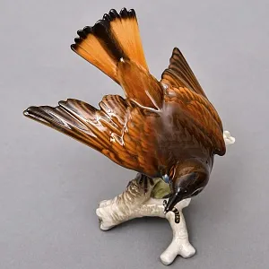 Коллекционная Фарфоровая статуэтка «Птица. Варакушка c добычей», Hutschenreuther Германия.