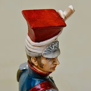Коллекционная Фарфоровая статуэтка «Офицер» из серии «Армия Наполеона», Capodimonte Италия.