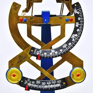 Винтажные Почтовые Механические Весы Повышенной точности Германия 50 годы ХХ века..