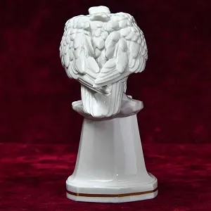 Редкость! Антикварная Фарфоровая Статуэтка «Птица - ОРЕЛ», HERTWIG Германия, 1914 - 1945 годы.