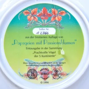 Редкость! Коллекционная Тарелка «Попугай» Фарфор, Hause Schirnding, Германия - 1994 год.