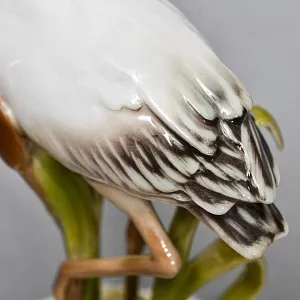 Коллекционная Фарфоровая статуэтка «Птица. Цапля в камышах», Kaiser Германия, 1979 - 1990 годы.