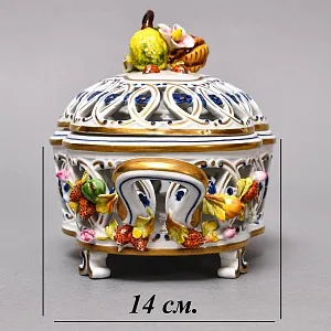 Сухарница - Конфетница - Шкатулка с крышкой «Дары лета», Фарфор Giulia Mangani Италия, 70-е годы.
