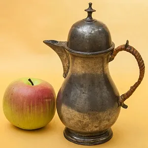 Небольшого размера Антикварный Оловянный Кофейник на 0,6 литра. Бельгия, ХIХ век.