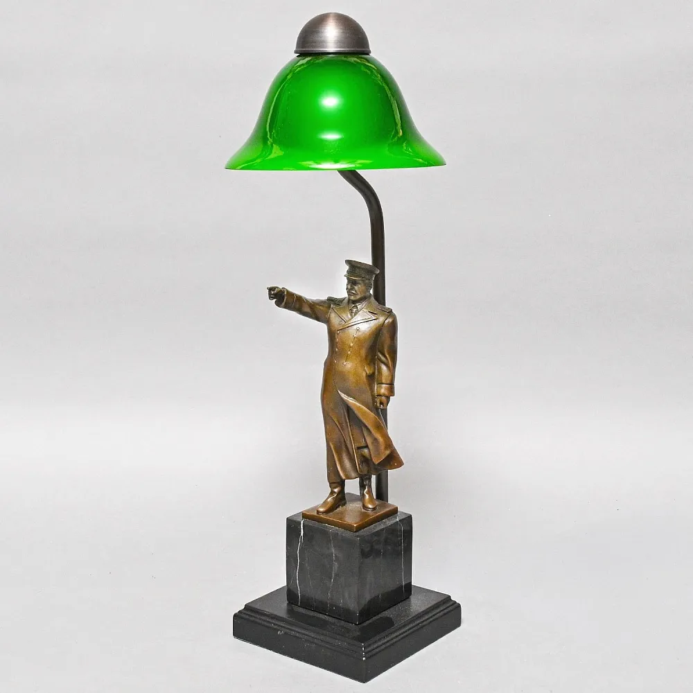 Авторская Настольная Лампа - Статуэтка "СТАЛИН" L'atelier ART & Bronze Франция начало ХХI века.