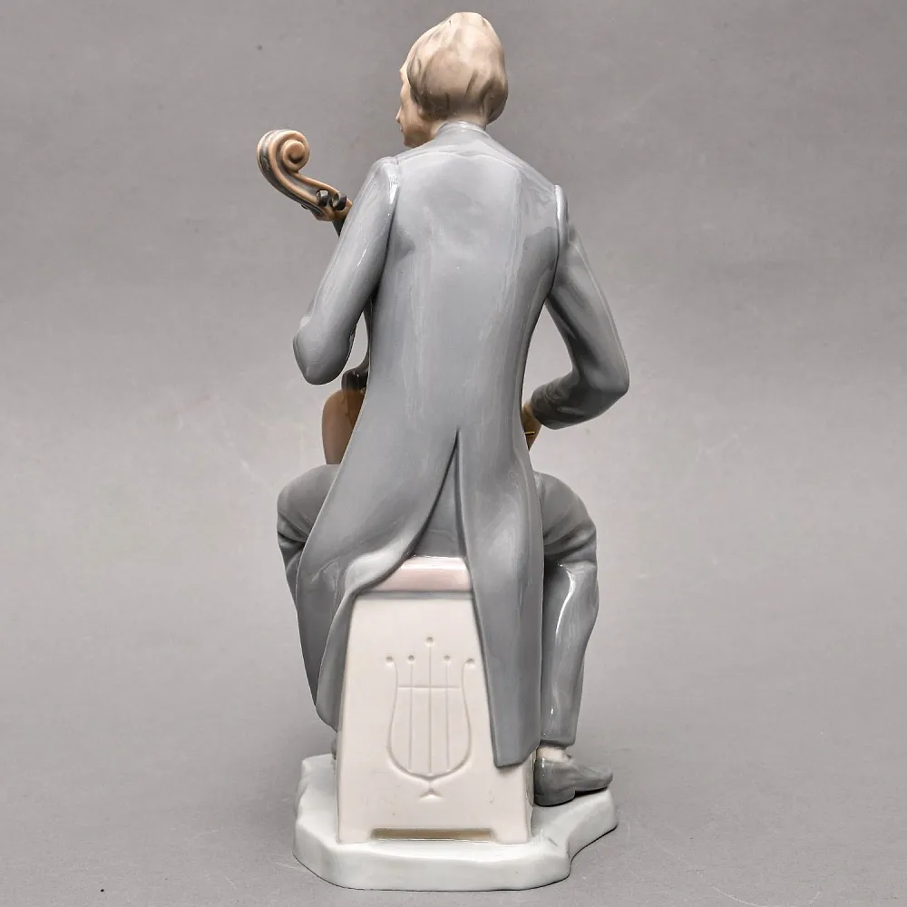 Коллекционная Фарфоровая статуэтка «Музыкант. ВИОЛОНЧЕЛИСТ», Lladro Испания 70-е годы.