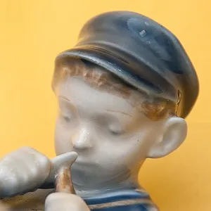 Фарфоровая Статуэтка «Мальчик - Пастух» ROYAL COPENHAGEN,  Дания, 50 -е годы ХХ века.