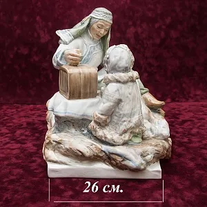 Большая Коллекционная Фарфоровая статуэтка «Дальний Север», Россия ДФЗ Дулево.