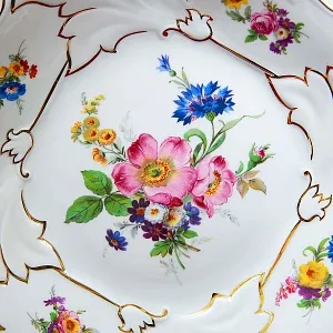 Коллекционное Сервировочное Блюдо - Тарелка «Кленовый лист и Цветы», Фарфор WEIMAR Германия.