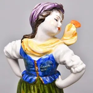 Коллекционная Фарфоровая Статуэтка «Девочка - танцовщица в оранжевом шарфике», VOLKSTEDT Германия -50 гг.