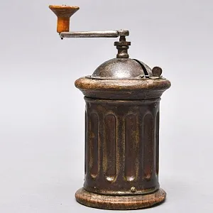 Старинная Настольная Ручная Механическая Кофемолка - Мельница, Германия начало ХХ века.