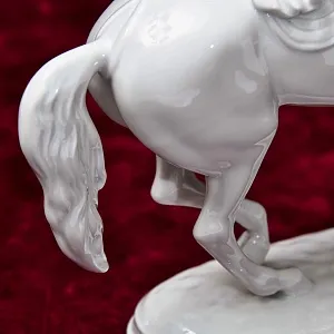 Редкая! Коллекционная Фарфоровая статуэтка «РЫСЬ», Wiener Porzellanmanufaktur Augarten, Австрия, середина ХХ века.